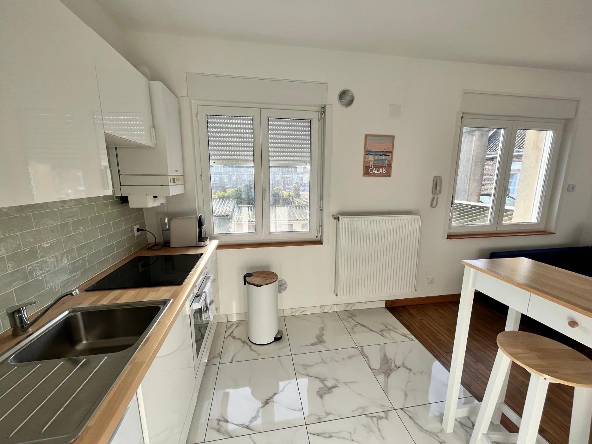 Les Appartements D'Ostende Calais Exterior photo